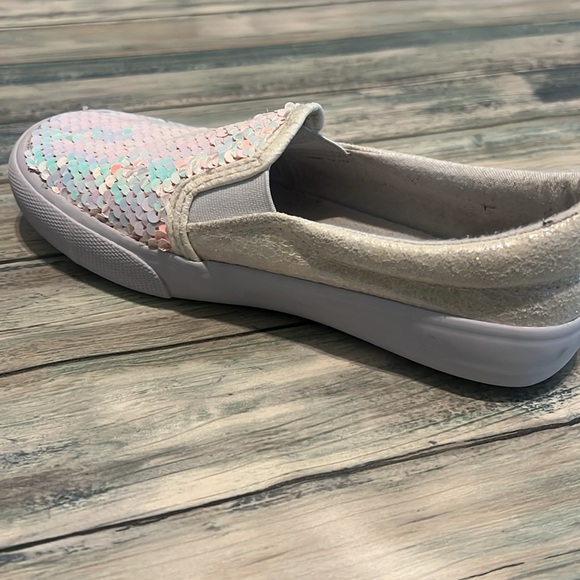 Cat & Jack Shoes - 2 pairs - Picture 8 of 14